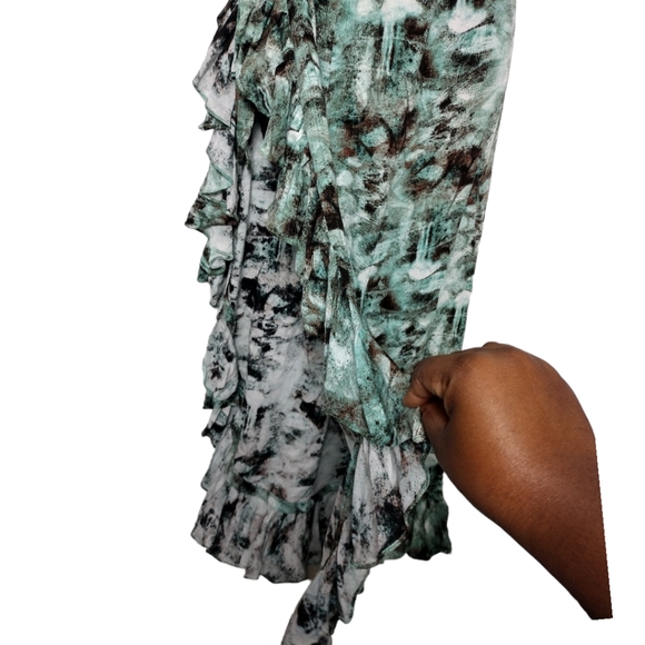 Romelia Tulum Sarong - Picture 2 of 4